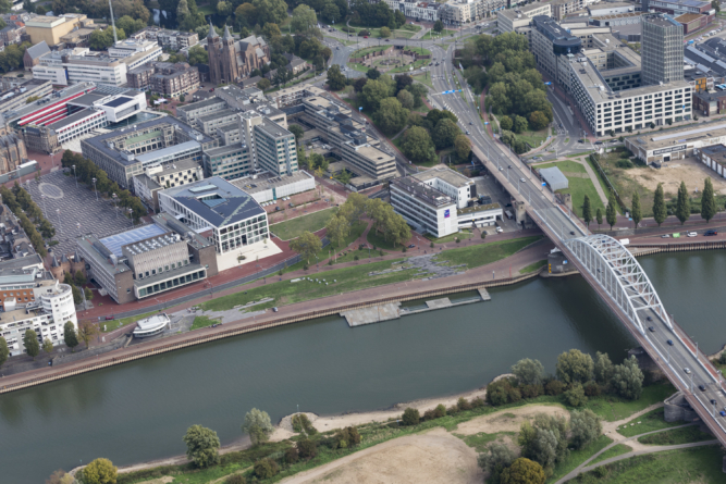 Luchtfoto Oosterbeek en Arnhem