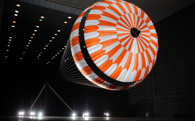 Parachute Nasa