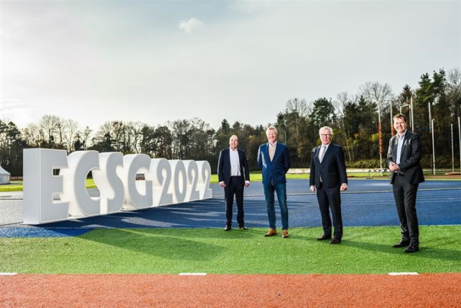 Afgevaardigden bij grote letters ECSG2022